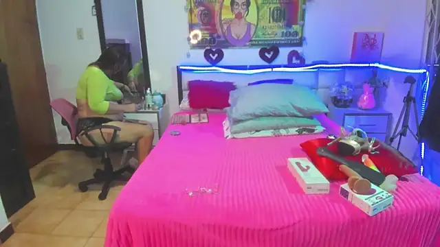 karenmilf 4 online show from 12/11/24, 03:02