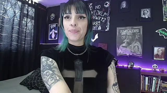 Snapshot of Goddess_Mortem chatting on 04/08/26, 04:07 Goddess Mortem online show from 04/08/26, 04:07