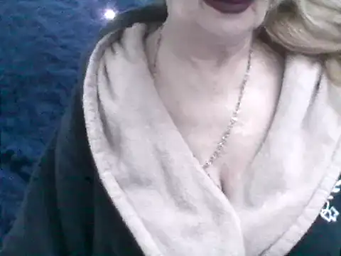 CarlyTreat online show from 01/25/25, 01:30