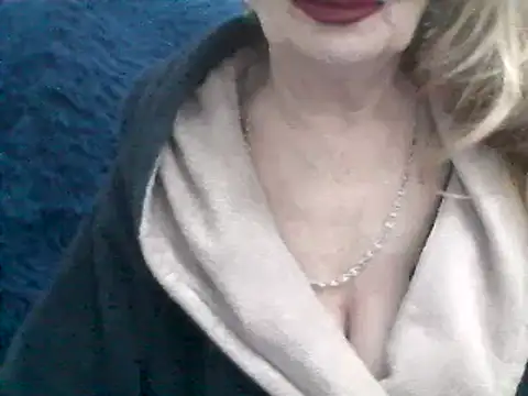 CarlyTreat online show from 02/13/25, 06:05