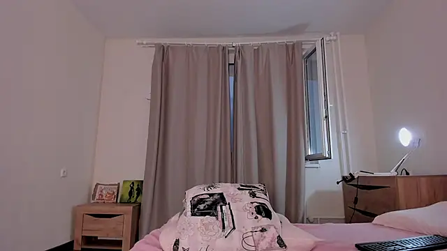 kate doroty online show from 12/09/24, 01:13