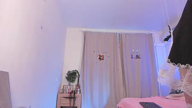 kate doroty online show from 10/25/25, 01:07