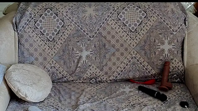 BEST-1 online show from 07/20/26, 03:32