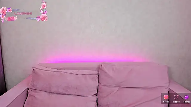 Snapshot of Erika_Carpenter chatting on 12/04/24, 03:15 Erika Carpenter online show from 12/04/24, 03:15