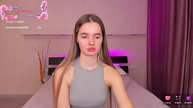 Snapshot of Erika_Carpenter chatting on 12/06/24, 01:18 Erika Carpenter online show from 12/06/24, 01:18