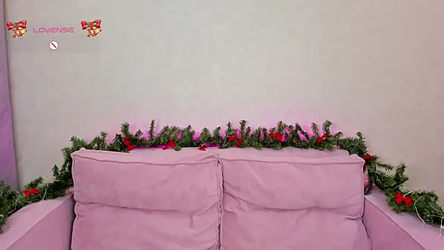 Snapshot of Erika_Carpenter chatting on 12/20/24, 10:11 Erika Carpenter online show from 12/20/24, 10:11