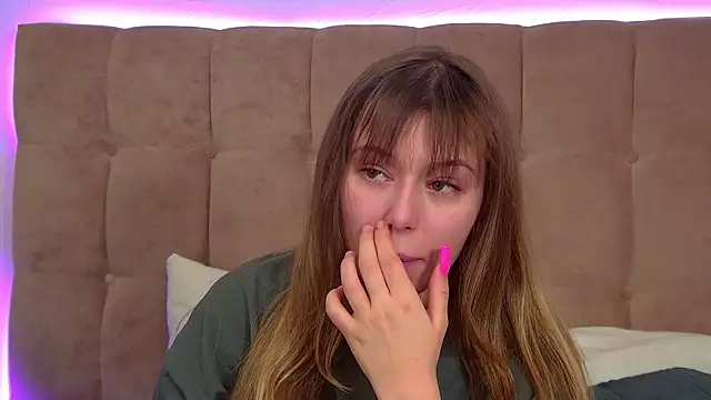 LiliaBianka online show from 11/24/25, 06:35