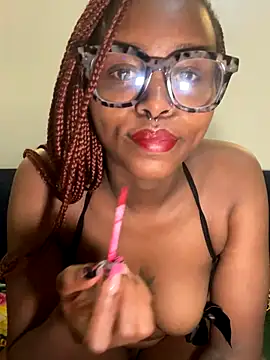 Snapshot of Wzz__ chatting on 09/13/25, 03:17 Wzz   online show from 09/13/25, 03:17