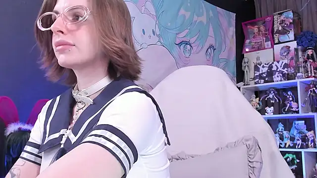 Snapshot of Supaidagaru chatting on 04/17/26, 04:54 Supaidagaru online show from 04/17/26, 04:54