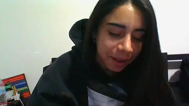 Snapshot of catrinasexy19 chatting on 12/04/24, 06:50 catrinasexy19 online show from 12/04/24, 06:50