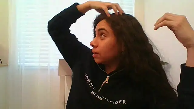 Snapshot of catrinasexy19 chatting on 01/07/25, 09:25 catrinasexy19 online show from 01/07/25, 09:25