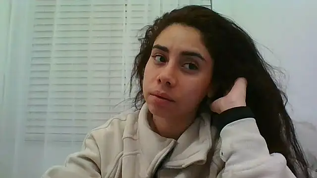 Snapshot of catrinasexy19 chatting on 01/24/25, 05:31 catrinasexy19 online show from 01/24/25, 05:31