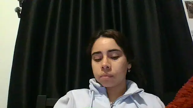 Snapshot of catrinasexy19 chatting on 03/18/25, 07:10 catrinasexy19 online show from 03/18/25, 07:10