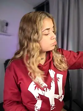 JoselinFlower  online show from 10/28/25, 03:10