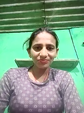 Baby  Shreya online show from 11/21/25, 09:46