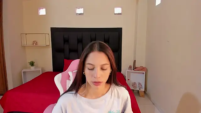 shanakendal2 online show from 01/20/25, 04:23