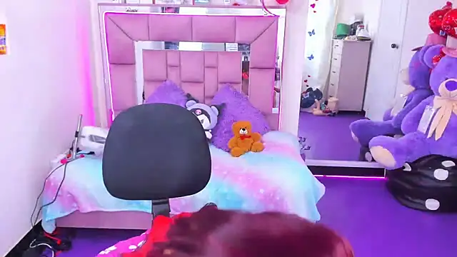 Snapshot of CataleyaHot_132 chatting on 11/04/25, 05:50 CataleyaHot 132 online show from 11/04/25, 05:50