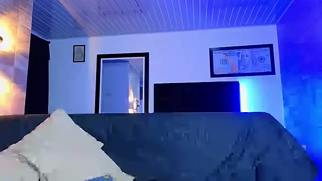 Snapshot of AsmodeoCox chatting on 03/04/25, 06:15 AsmodeoCox online show from 03/04/25, 06:15