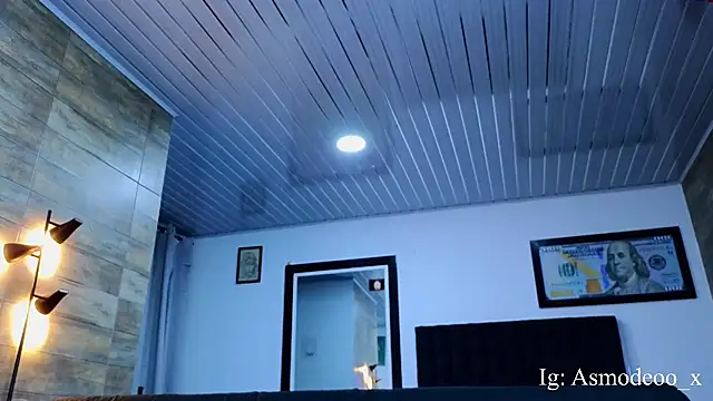 Snapshot of AsmodeoCox chatting on 09/30/25, 06:51 AsmodeoCox online show from 09/30/25, 06:51