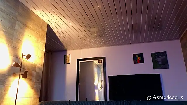 Snapshot of AsmodeoCox chatting on 03/14/26, 01:44 AsmodeoCox online show from 03/14/26, 01:44