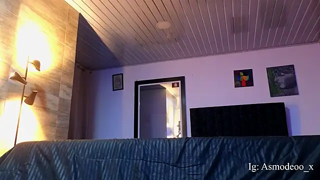 Snapshot of AsmodeoCox chatting on 04/05/26, 02:31 AsmodeoCox online show from 04/05/26, 02:31