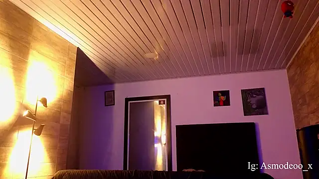 Snapshot of AsmodeoCox chatting on 04/07/26, 02:56 AsmodeoCox online show from 04/07/26, 02:56