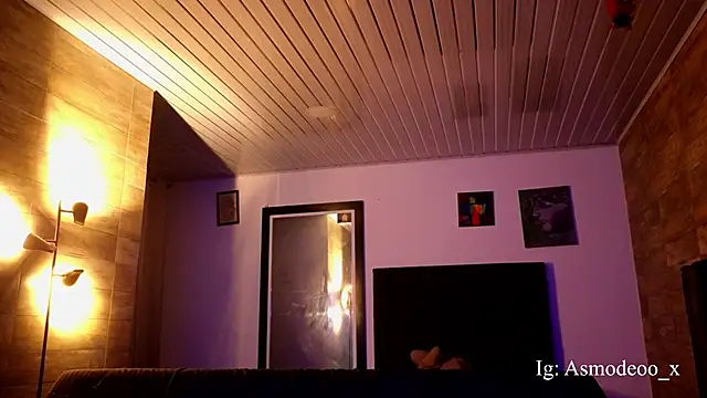 Snapshot of AsmodeoCox chatting on 04/19/26, 03:39 AsmodeoCox online show from 04/19/26, 03:39