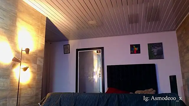 Snapshot of AsmodeoCox chatting on 04/24/26, 02:47 AsmodeoCox online show from 04/24/26, 02:47