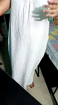 Snapshot of meribebo chatting on 03/12/25, 02:56 meribebo online show from 03/12/25, 02:56