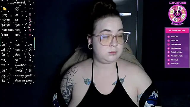 Valeri-Star online show from 12/17/25, 10:21