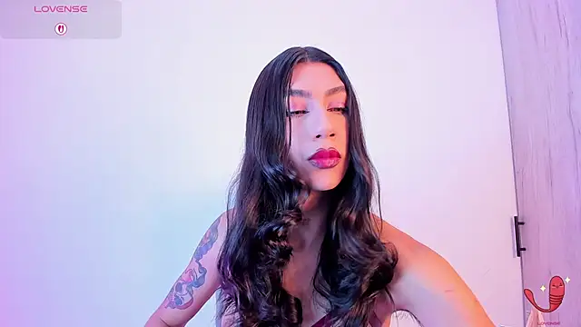 Snapshot of sofiaa_grey_ chatting on 11/28/25, 12:30 sofiaa grey online show from 11/28/25, 12:30