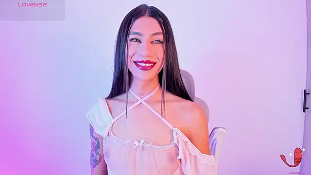 Snapshot of sofiaa_grey_ chatting on 11/29/25, 04:32 sofiaa grey online show from 11/29/25, 04:32