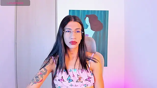 Snapshot of sofiaa_grey_ chatting on 02/28/26, 02:29 sofiaa grey online show from 02/28/26, 02:29