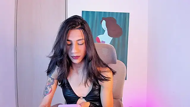 Snapshot of sofiaa_grey_ chatting on 03/21/26, 04:10 sofiaa grey online show from 03/21/26, 04:10