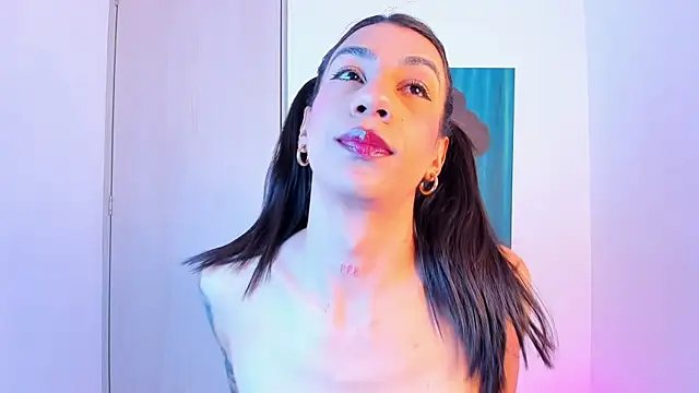 Snapshot of sofiaa_grey_ chatting on 04/03/26, 12:14 sofiaa grey online show from 04/03/26, 12:14