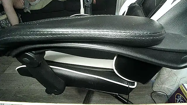 Hellojeremy online show from 01/11/25, 12:01