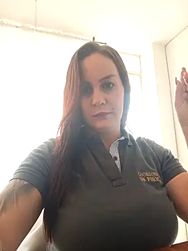 maite mike online show from 04/17/26, 02:42