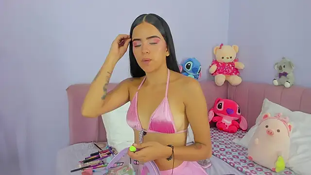 emilyclay 1 online show from 12/02/24, 05:48