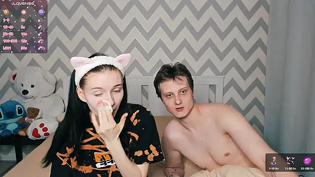 Snapshot of shaameless chatting on 12/22/24, 05:56 shaameless online show from 12/22/24, 05:56