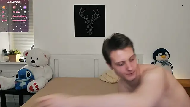 Snapshot of shaameless chatting on 02/21/25, 08:27 shaameless online show from 02/21/25, 08:27