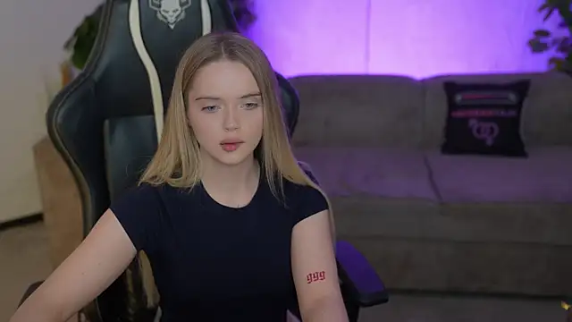 Cassy-Celestial  online show from 11/08/25, 09:09