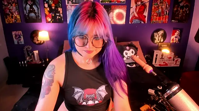 Snapshot of anne_cross chatting on 02/18/25, 03:42 anne cross online show from 02/18/25, 03:42