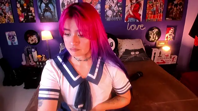 Snapshot of anne_cross chatting on 11/14/25, 11:57 anne cross online show from 11/14/25, 11:57