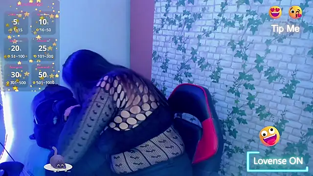 Snapshot of MIABOOBS__ chatting on 11/05/25, 03:06 MIABOOBS online show from 11/05/25, 03:06