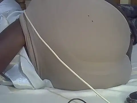 Snapshot of pretty_alma20 chatting on 03/11/26, 06:47 pretty alma20 online show from 03/11/26, 06:47