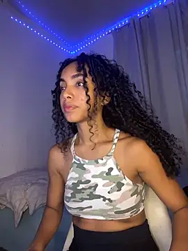 nicoleebony1 online show from 10/15/25, 07:36