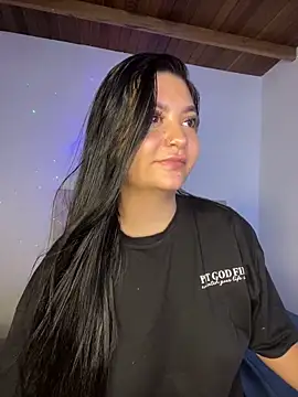 Snapshot of DashaStar chatting on 01/03/25, 04:11 DashaStar online show from 01/03/25, 04:11