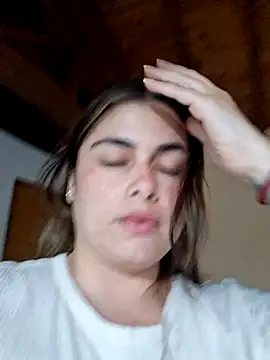 Snapshot of Juliietha_servas chatting on 10/02/25, 01:12 Juliietha servas online show from 10/02/25, 01:12