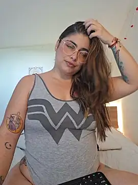 Snapshot of Juliietha_servas chatting on 10/13/25, 09:48 Juliietha servas online show from 10/13/25, 09:48