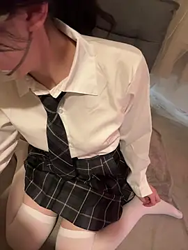 Snapshot of n_n_mao chatting on 02/21/25, 04:29 n n mao online show from 02/21/25, 04:29